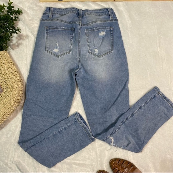 TNR jeans light wash distressed holey high rise skinny jeans - Picture 8 of 11